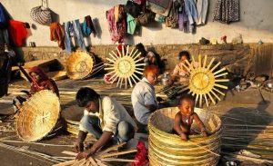 21th_weaving_baskets_